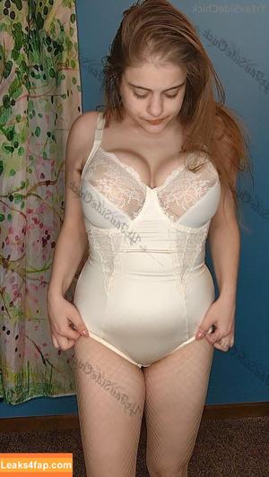 yrfavsidechick фото #0006