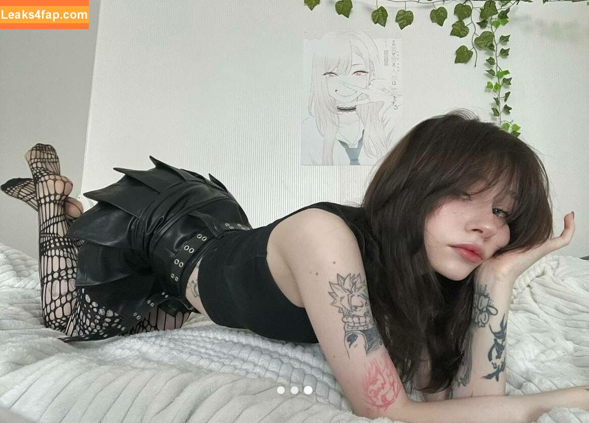 Yswidy / Gothgirlll / Pinkyupurr leaked photo photo #0020