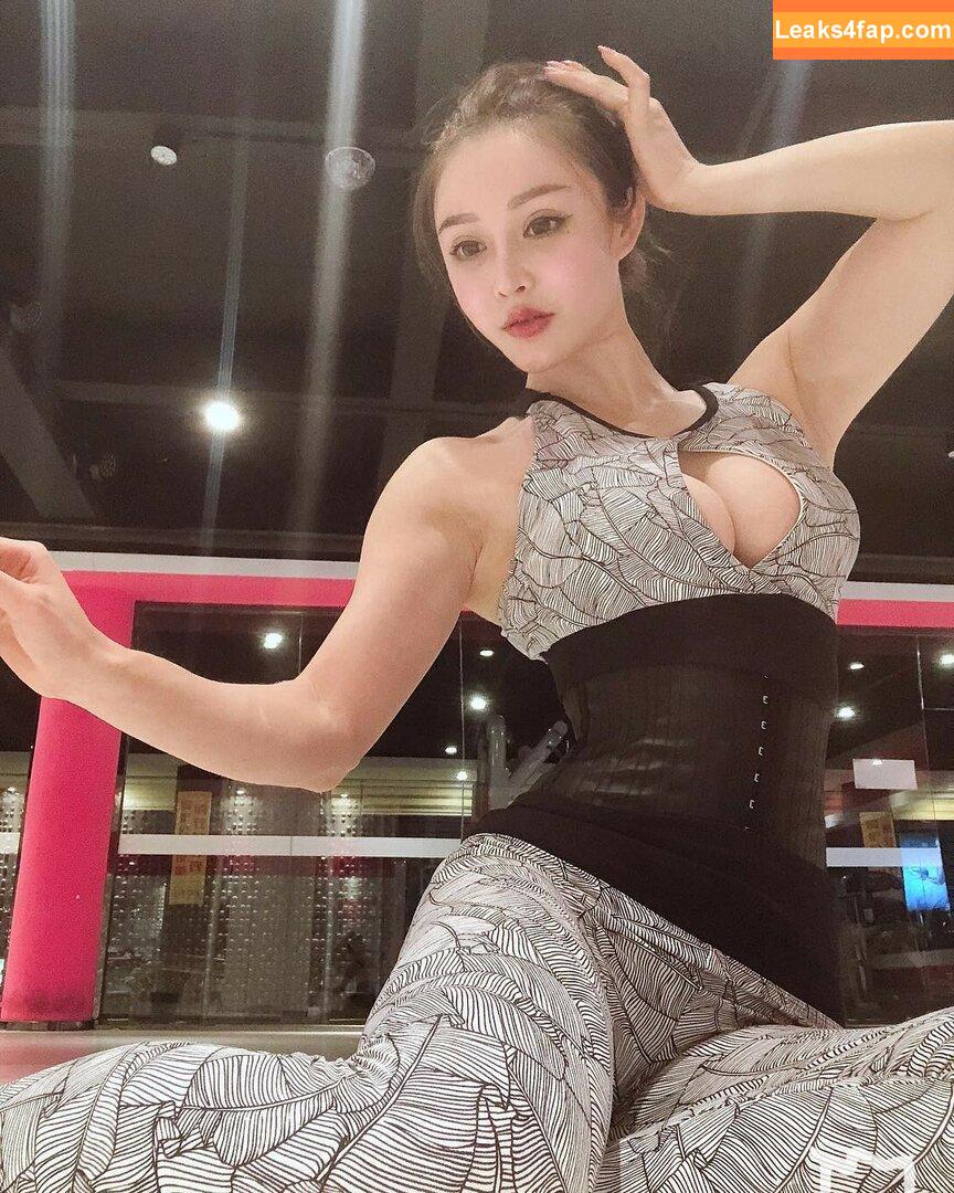 Yuan Herong / yuanherong.1229 leaked photo photo #0573