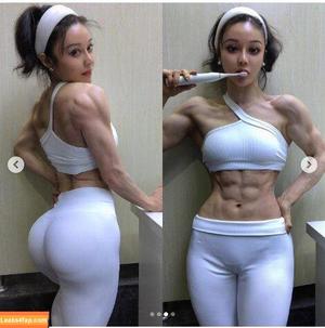 Yuan Herong photo #0065