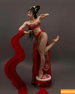 Yuan Herong photo #0107