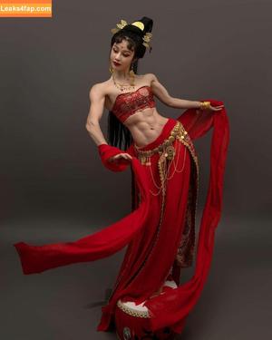 Yuan Herong photo #0108