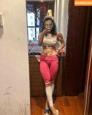 Yuan Herong photo #0157