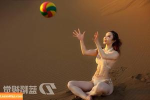 Yuan Herong photo #0163