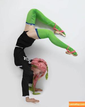 Yuan Herong photo #0200