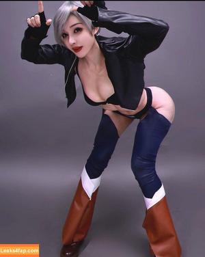 Yuan Herong photo #0255