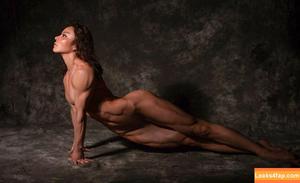 Yuan Herong photo #0536