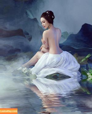 Yuan Herong photo #0592