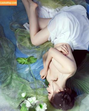 Yuan Herong photo #0593