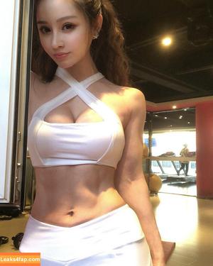 Yuan Herong photo #0618