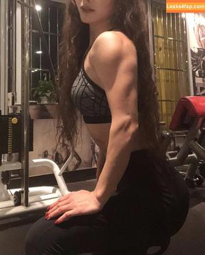 Yuan Herong photo #0623