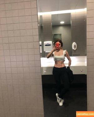 Yuan Herong photo #0701