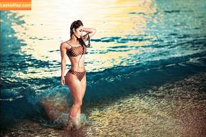 Yuan Herong photo #0744