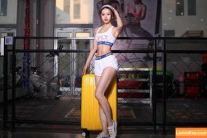 Yuan Herong photo #0811