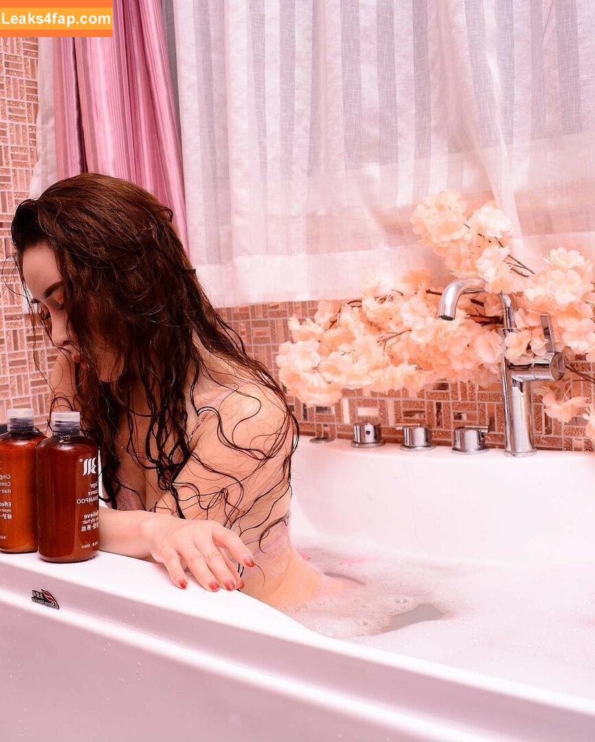 Yuan Herong / yuanherong.1229 слитое фото фото #1079