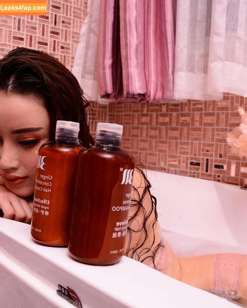 Yuan Herong / yuanherong.1229 слитое фото фото #1081