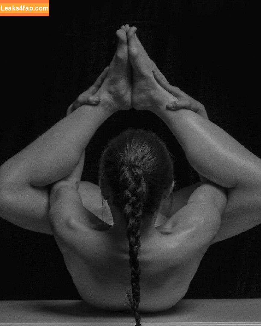 Yuan Herong / yuanherong.1229 слитое фото фото #1089