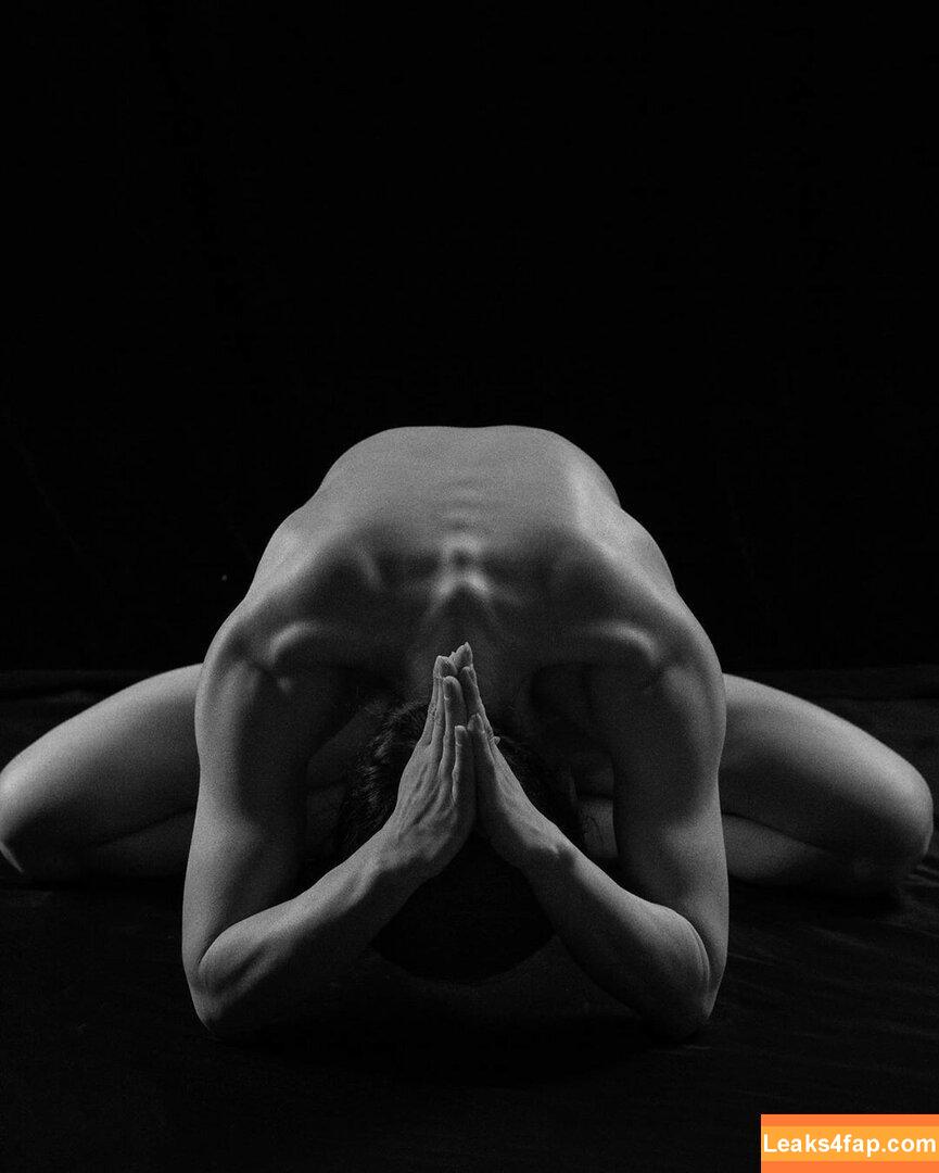 Yuan Herong / yuanherong.1229 слитое фото фото #1090