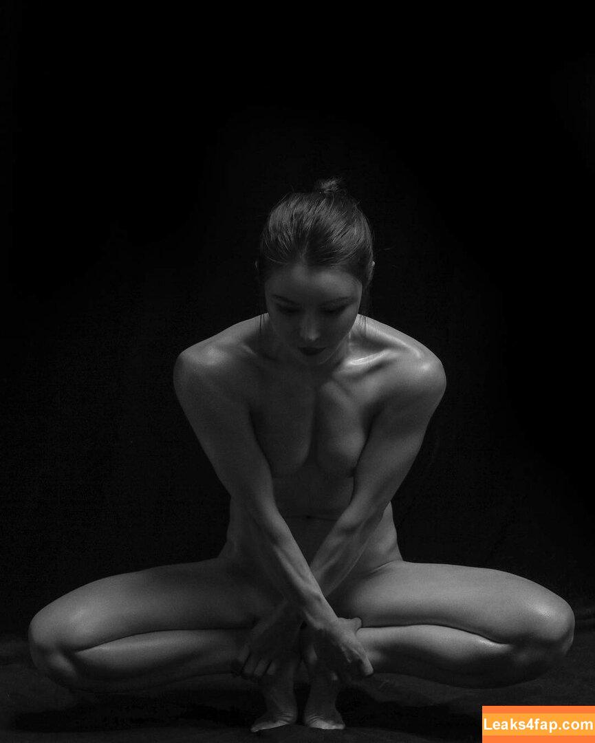 Yuan Herong / yuanherong.1229 слитое фото фото #1093