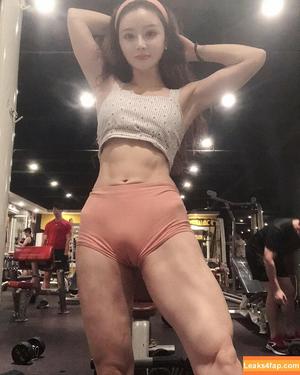 Yuan Herong photo #1005