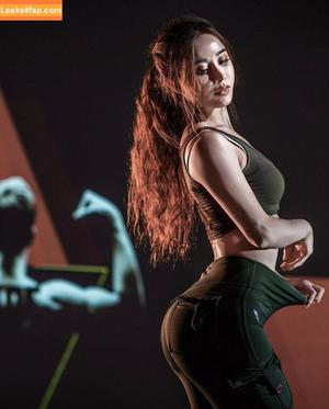 Yuan Herong photo #1257