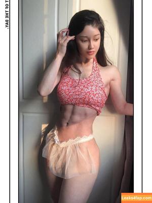 Yuan Herong photo #1747