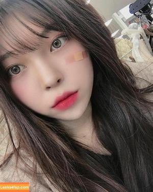 yudiii photo #0069