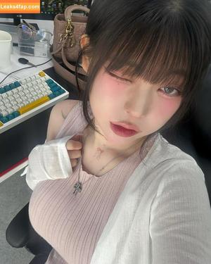 yudiii photo #0457