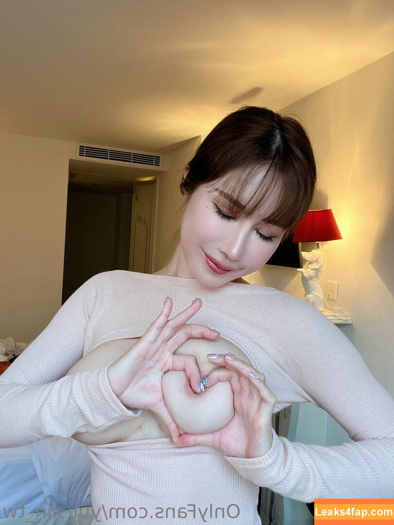 yui_xin_tw /  leaked photo photo #0182