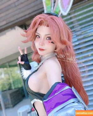 Yuji Koi photo #0002