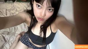 Yujin photo #0273
