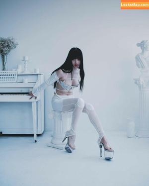 Yuki Mago photo #0160