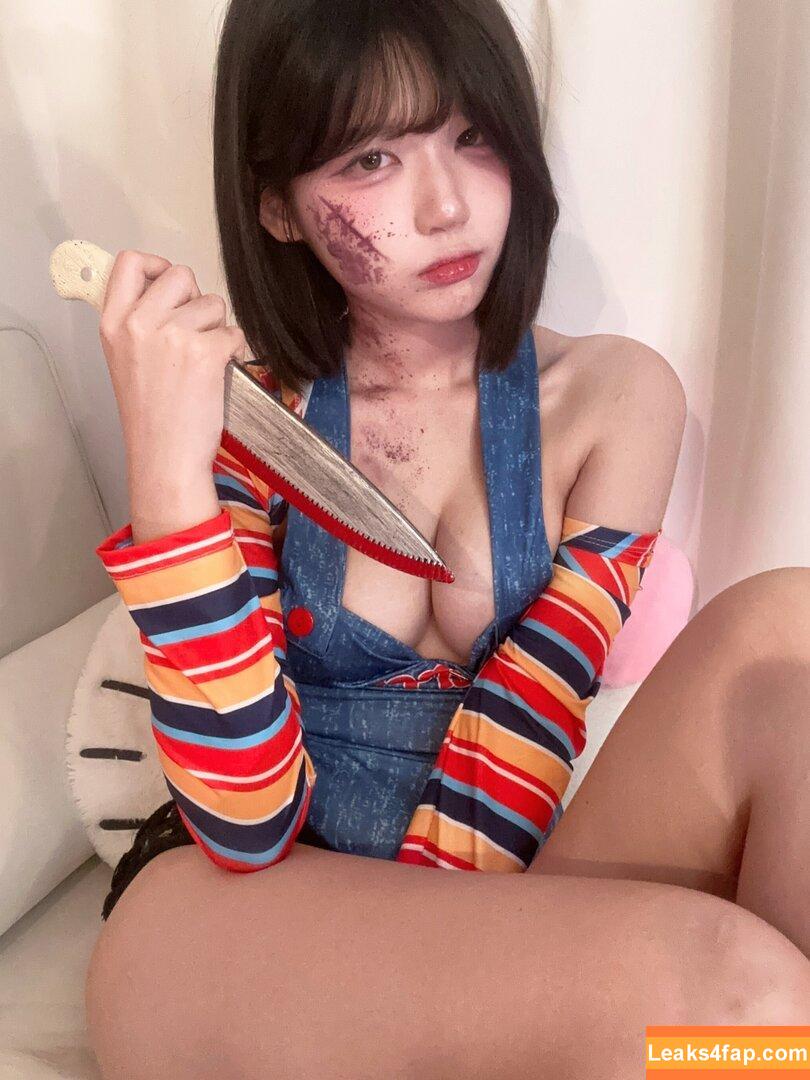 yule_.0.03 /  leaked photo photo #0436