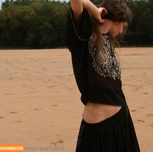 yulladao photo #0101