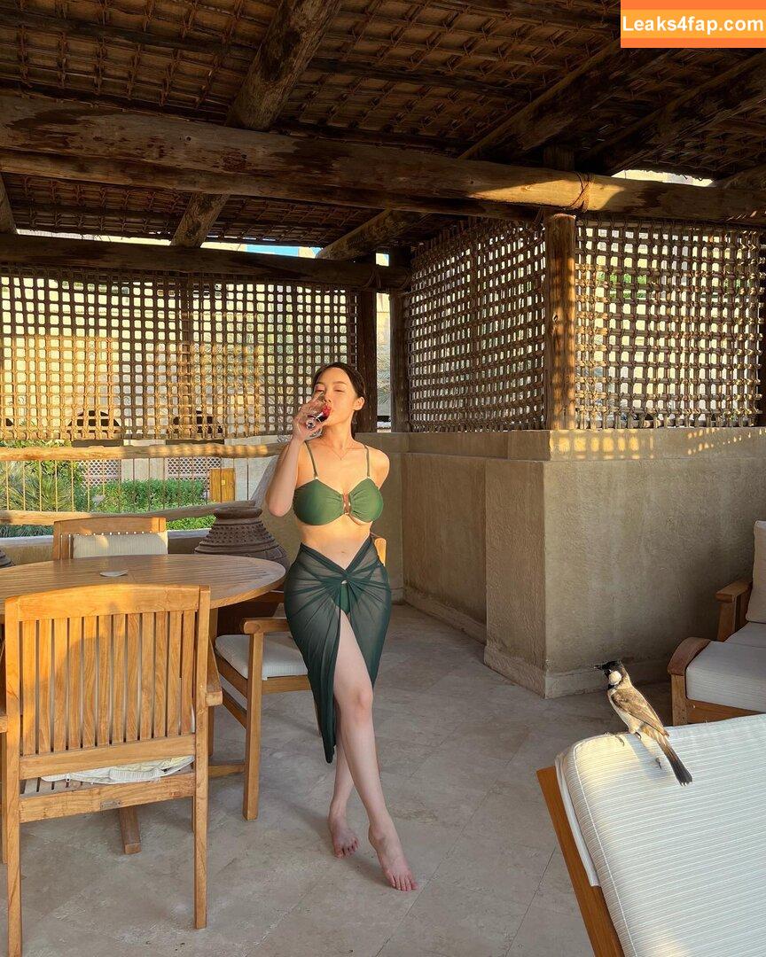 Yumin Lee / kingvivianelee leaked photo photo #0023