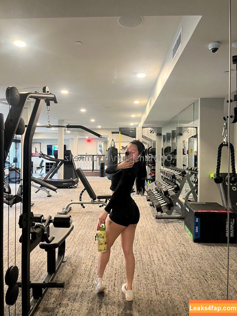 yumkellz /  leaked photo photo #0020