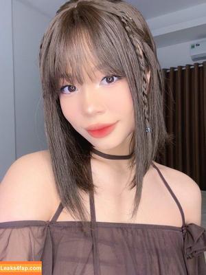 Yunamoon photo #0005