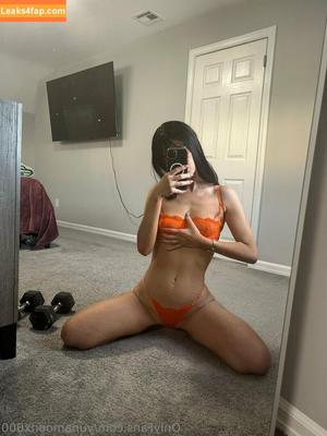 yunamoonx000 photo #0028