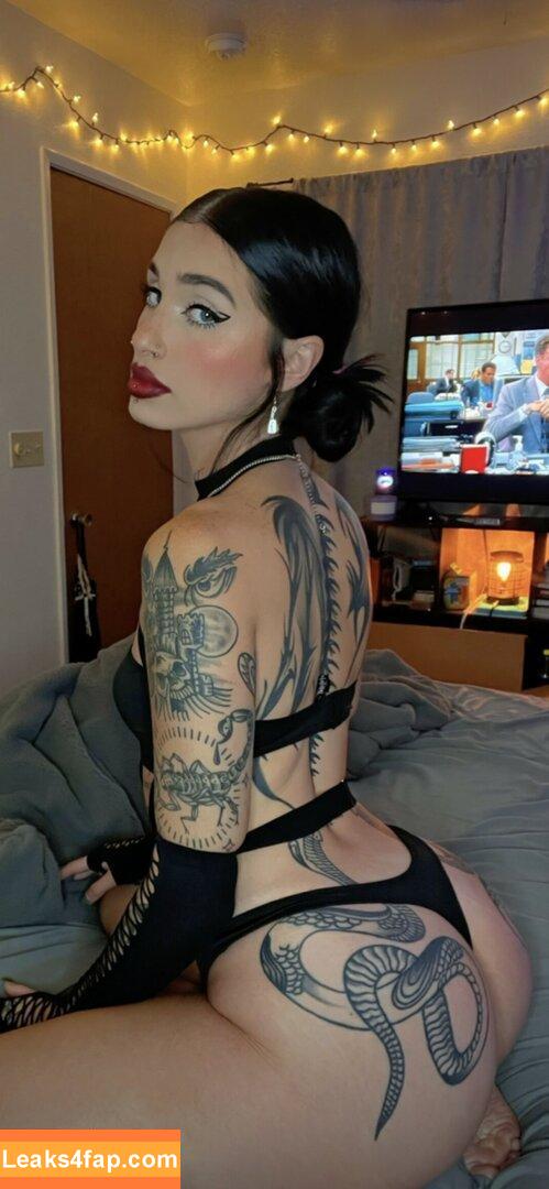 Yungcake /  leaked photo photo #0006