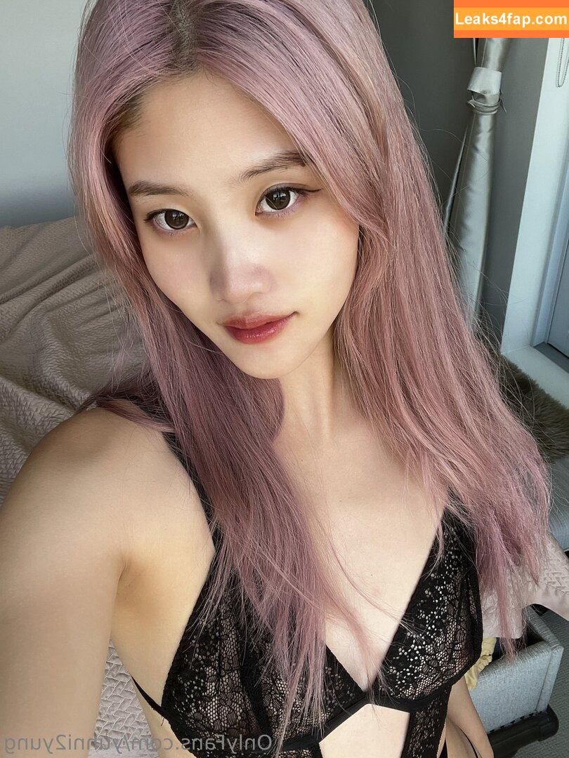 yunni2yung /  leaked photo photo #0006