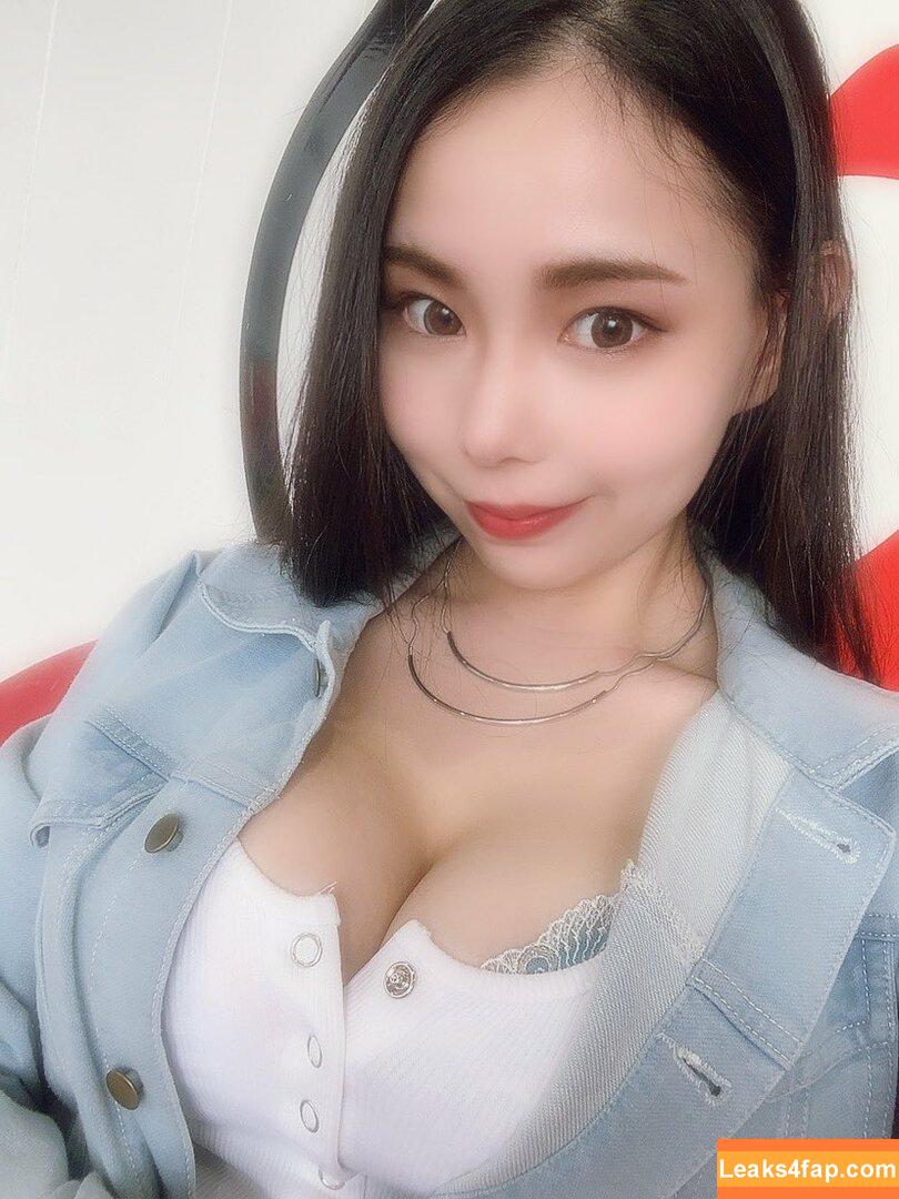 Yuria Yoshine / Julia_Yoshine / 吉根ゆりあ leaked photo photo #0100