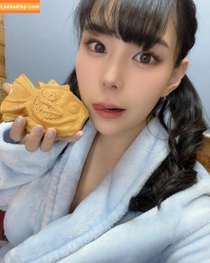 Yuria Yoshine photo #1388