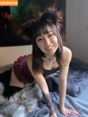 yurifoxgirlfree photo #0020