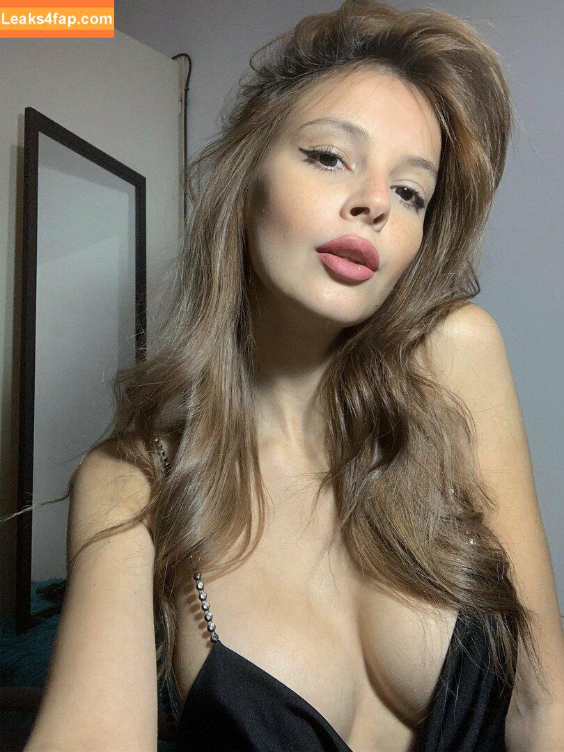 Yus Lopez / yuslopez / yusslopez / yustinalopez leaked photo photo #0426