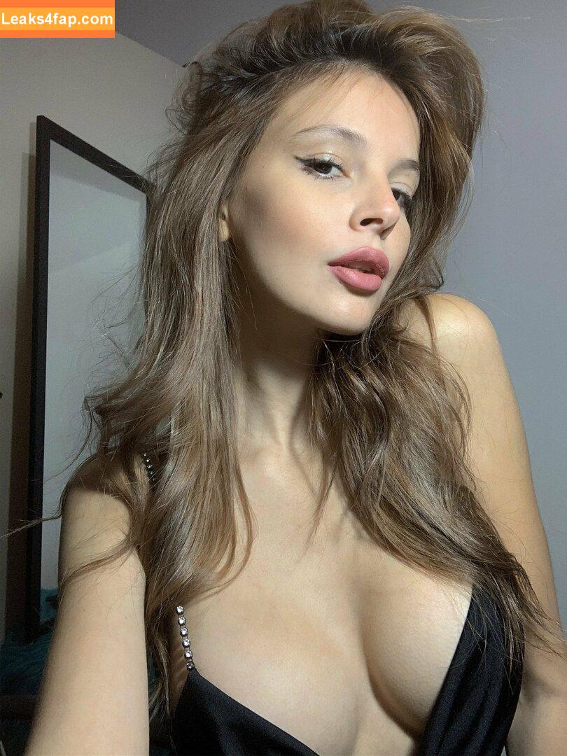 Yus Lopez / yuslopez / yusslopez / yustinalopez leaked photo photo #0427