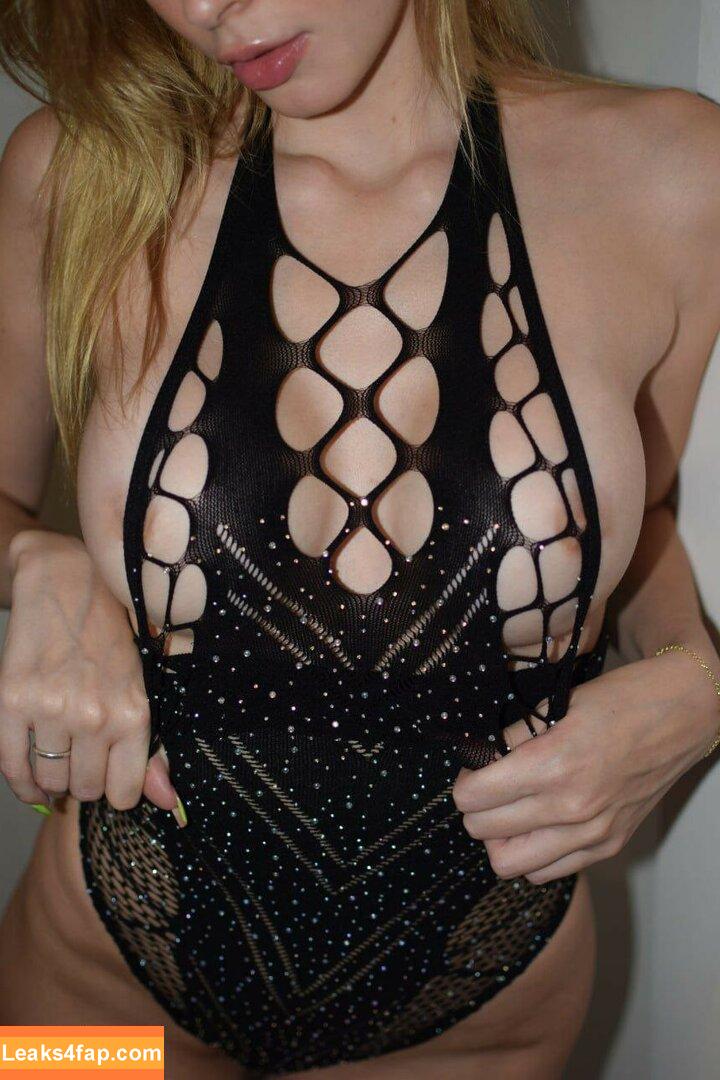 Yus Lopez / yuslopez / yusslopez / yustinalopez слитое фото фото #0729