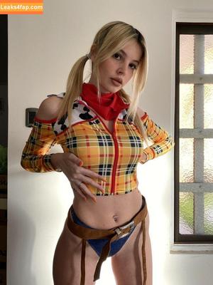 Yus Lopez photo #0139