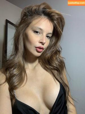 Yus Lopez photo #0425