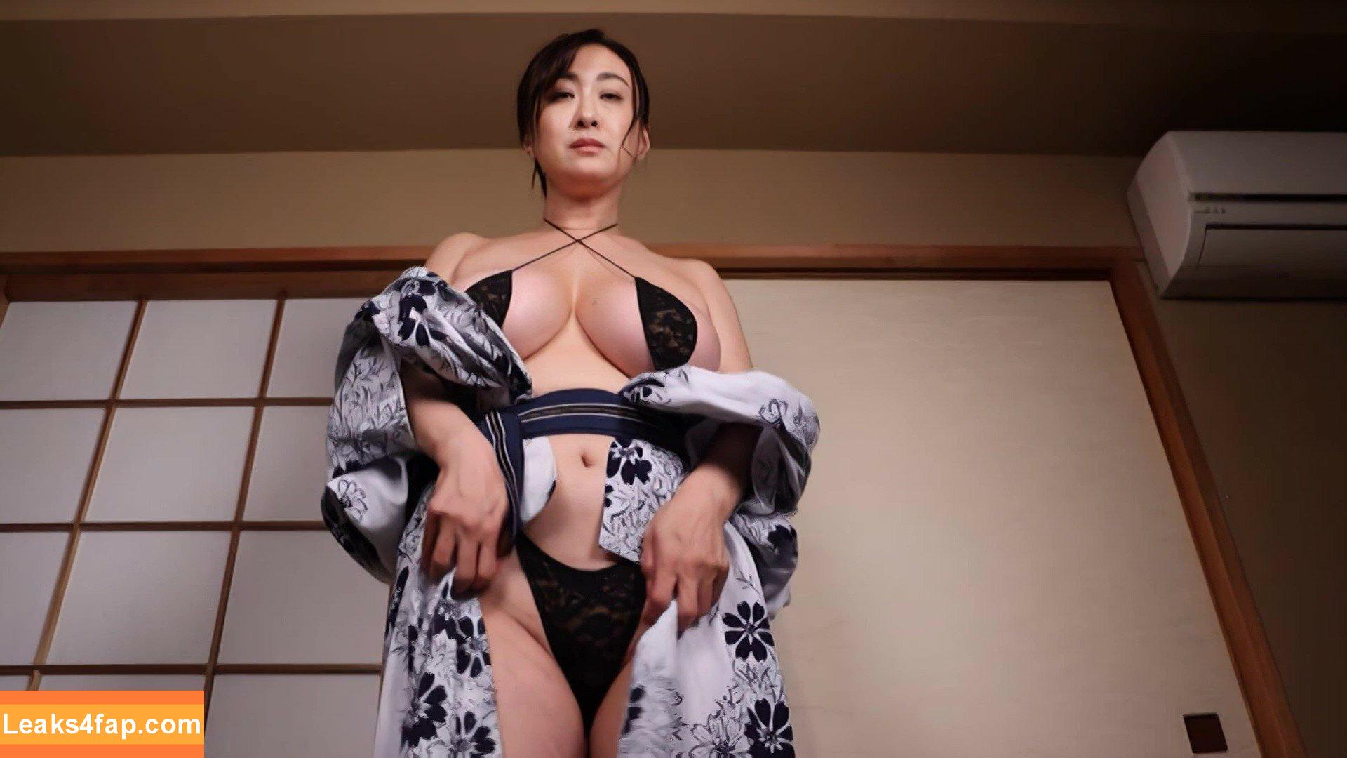 Yuuka Sawachi / https: / yuukasawachi0408 / 沢地優佳 слитое фото фото #0407