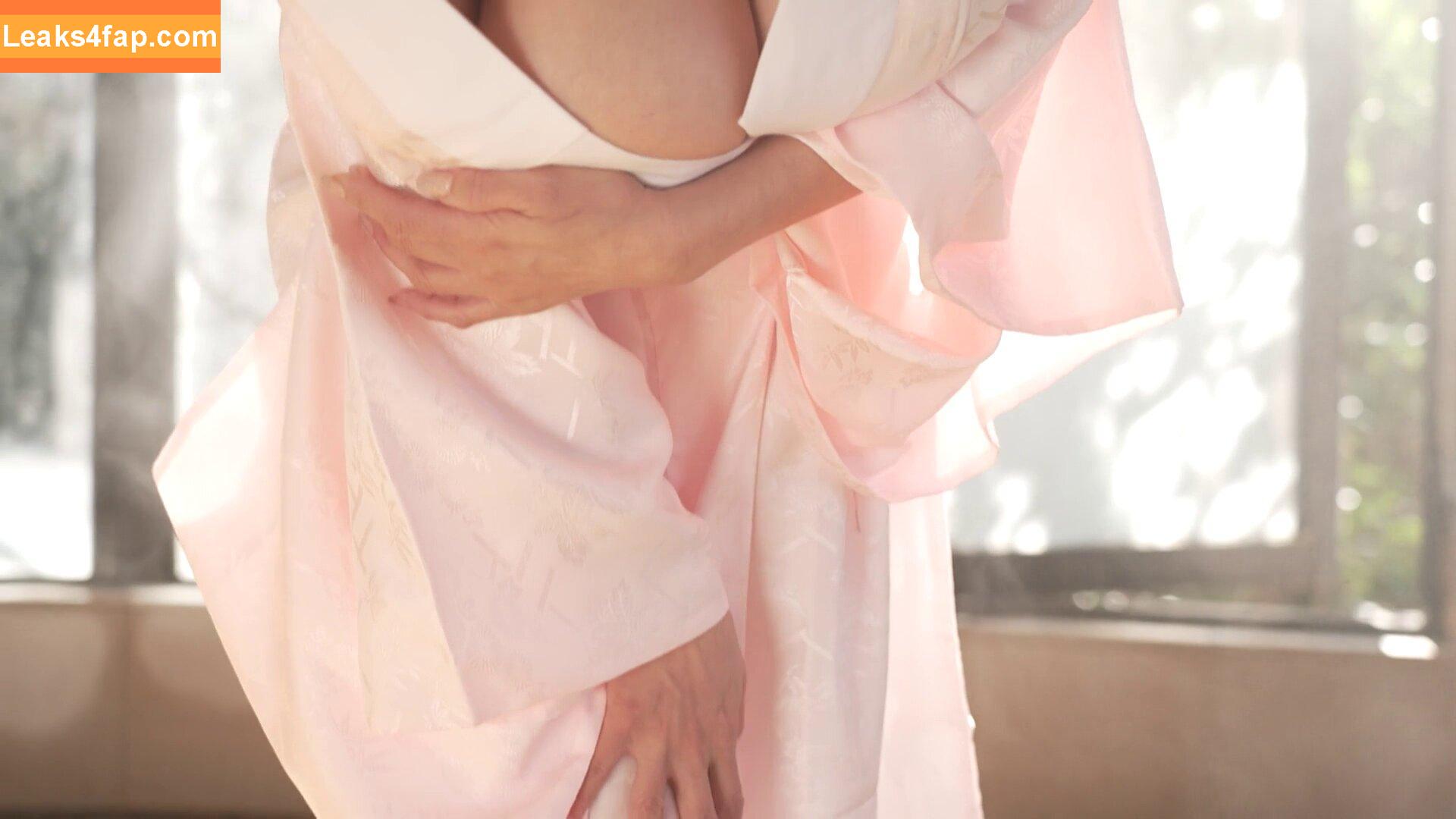 Yuuka Sawachi / https: / yuukasawachi0408 / 沢地優佳 слитое фото фото #1104